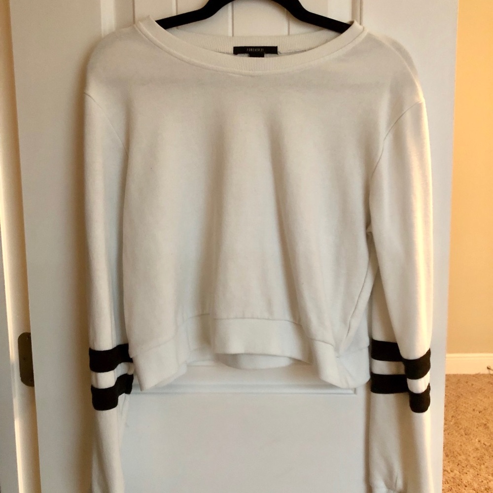 Cropped forever 21 long sleeve sweater